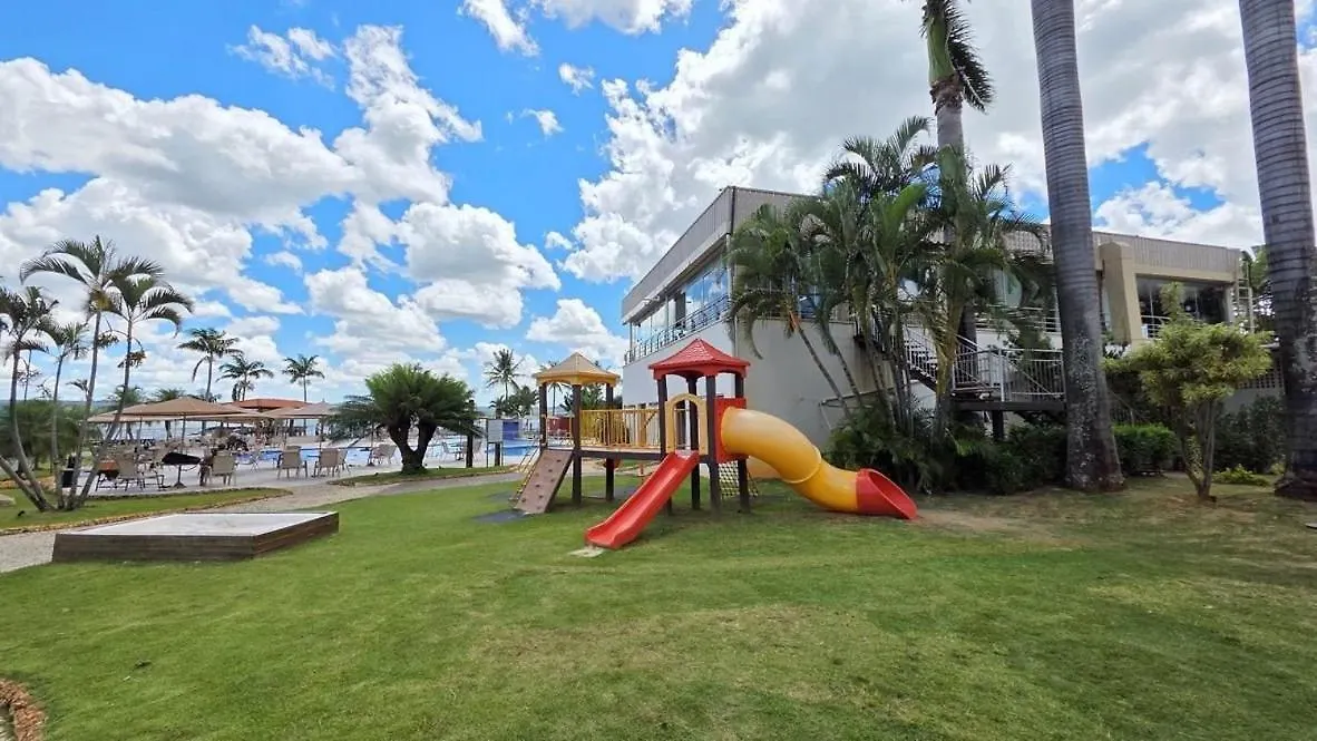 Lindo Flat 130 No Lake Side Brasília
